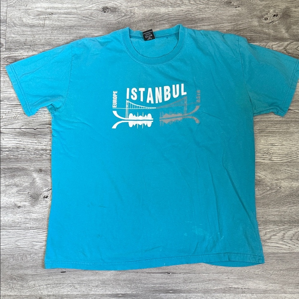 Vtg Y2K Istanbul Graphic Tee